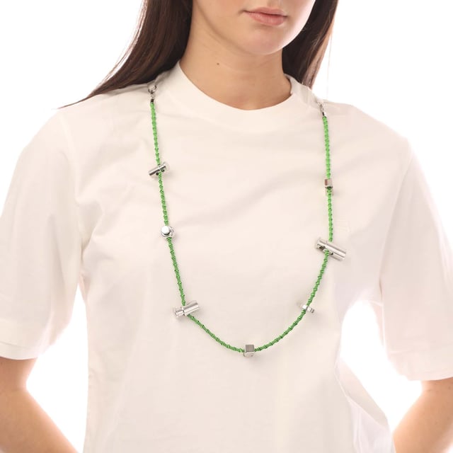 Womens Ambush Stoppers T-Shirt in cloud dancer.- Ribbed crew neck.- Short sleeves.- Detachable cord necklace with stopper detailing.- Embroidered logo at left chest.- Fabric: 100% Cotton.  Rib: 100% Cotton.  Details: 100% Polyester.  Machine washable.- Ref: BWAA0310010202