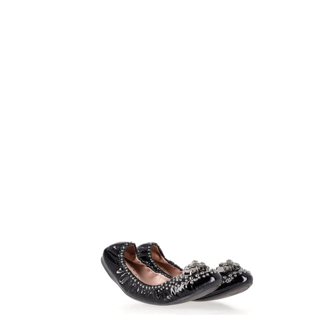 VINTAGE, RRP AS NEW
Fashion is the perfect blend of luxury and comfort and this pair of ballet flats from the house of Miu Miu exudes just that. These flats have been crafted from patent leather and they feature round toes with beautiful crystal embellishments on the cap and little stud details around the pair. These adorable flats are ideal for shopping and casual outings.

With box.

Miu Miu Embellished Ballerinas in Black Patent Leather
Color: black
Material: patent leather
Condition: good
Size: EU41
Sign of wear: wear at soles
SKU: 358278 / NAPPUGBSH358278W