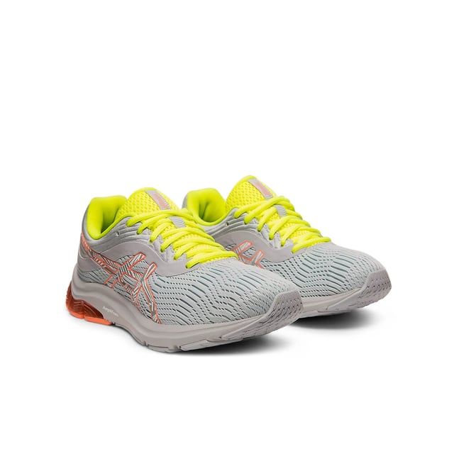 Introducing the GEL-PULSE™ 11 LS women's performance road running shoe by ASICS. Boasting the same innovative features as the original design, the GEL-PULSE™ 11 LS model includes LITE-SHOW™ technology reflecivity for avid runners to train safely day and night, come rain or Shine. It also comes equipped with GUIDANCE LINE™ technology whichboosts your natural gait efficiency with every stride - a must for long distance runners who aspire to go even further. Comfort is covered thanks to the presence of a full AMPLIFOAM™midsole. Luxuriously cushioned comfort is a reality every time you lace up the GEL-PULSE™ 11 LS model. But what about traction when running on the roads? The great news is that the outsole is just as impressive as the midsole - sporting a molded rubber outsole for improved grip on all road surfaces no matter how slippery. But that's not all. This men's running shoe also comes with GEL® technology in the rearfoot for injury prevention, absorbing shock before it has a chance to penetrate your joints. An airy mesh upper works in conjunction with an ORTHOLITE™ sockliner for refreshed, dry feet no matter how far you go.