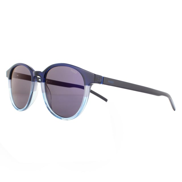 Las Gafas de Sol Hugo by Hugo Boss HG1127/S ZX9/XT Azul Mate Turquesa Azul Espejo son un estilo redondo contemporáneo fabricado en plástico hipoalergénico ligero. Las patillas delgadas están sutilmente marcadas con el logotipo de Hugo, al igual que el ángulo de la lente.