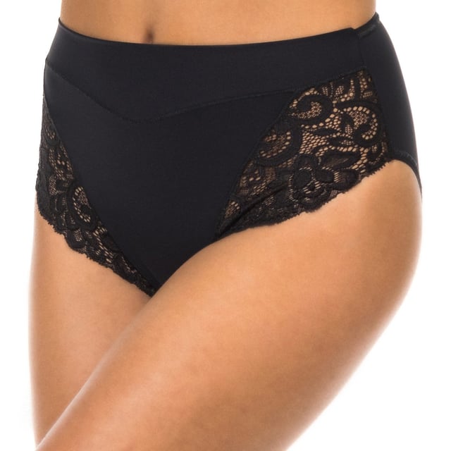 Schwarzer Schlüpfer.
 Mittlere Größe.
 Elastischer Bund in Ton.
 Made in Mikrofaser mit Spitze Stoff an den Seiten.
 Intimo Janira garantiert den maximalen Komfort und die Qualität seiner Kleidungsstücke, indem es die besten Stoffe auswählt und die Designs anbietet, die am besten zum Stil jeder Frau und zu den Bedürfnissen jedes Augenblicks passen.
 Innenfutter in Ton.
 Abgenähte Nähte.

 Zusammensetzung:
 - 87% Polyamid.
 - 13% Elasthan.

 Pflege:
 - Waschen bei max. 30º Temperatur.
 - Kein Bleichmittel verwenden.
 - Keinen Trockner verwenden.
 - Nicht bügeln.
 - Nicht chemisch reinigen.