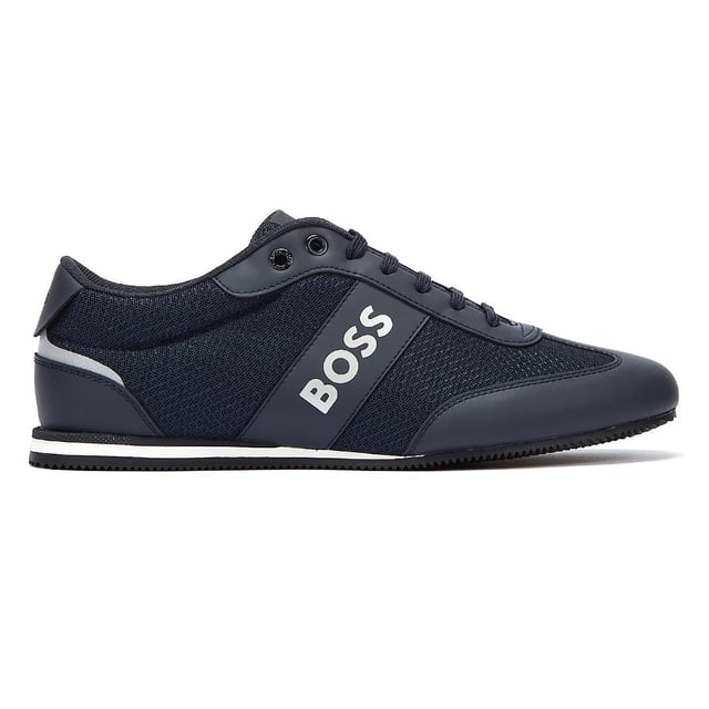 Sportschoenen met laag profiel van BOSS. Deze sportieve sportschoenen hebben een contrastlogo op het zijpaneel en zijn gemaakt van een mix van rubberen materiaal en mesh voor een hybride uitstraling. De binnenzool van geheugenschuim en de veterlus met merkopdruk maken het af.