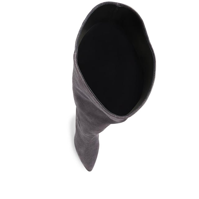 Our Luz knee high boots see sharp craftsmanship and style combined with ultra-soft suede and a slouchy silhouette. Poised upon a delicate stiletto heel and imagined with a pointed toe for added definition. Constructed with soft leather and textile internals for luxury comfort in an effortless pull on fitting. A modern classic that will never go out of style, wear Luz with tucked-in jeans or be bold and opt for a daring mini skirt.


Calf Measurements:
Size 3: 360mm, Size 4: 370mm, Size 5: 380mm, Size 6: 390mm, Size 7: 400mm, Size 8: 410mm