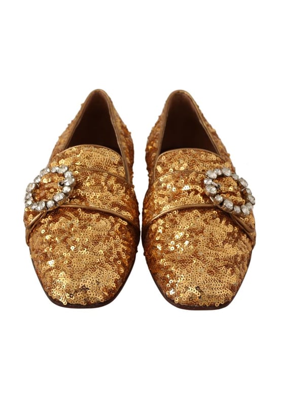 Marca: Dolce & Gabbana.
  Condicion: Nuevo con etiquetas.
  Estilo: Mocasines planos.
  Detalle: Gemas de lentejuelas y cristales.
  Puntera: Cuadrada.
  Plantilla: Piel con logo cosido.
  Material: Mordore y paillette.
  Color: Dorado.
  Adorno: Cristal transp.