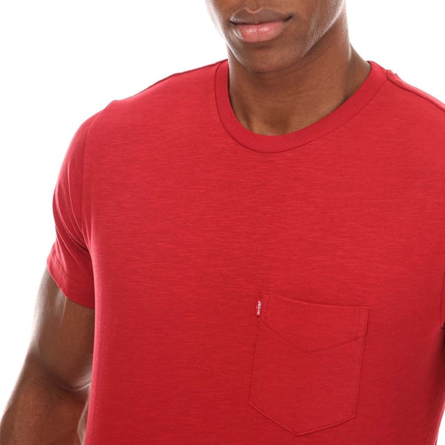 Mens Levis Classic Pocket T-Shirt in red.- Crew neckline.- Short sleeves.- Single chest pocket.- Standard fit.- 100% Cotton.- Ref: 193420297