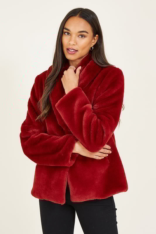 Red faux fur hot sale wrap