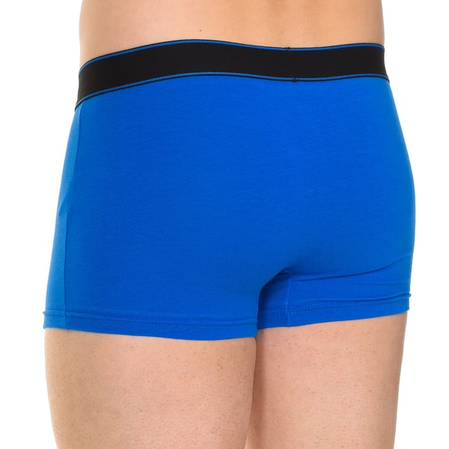 Pack-2 Boxers Kisses&Love.
 Elastic rubber waistband with the brand name consecutively embroidered.
 Breathable fabric.
 Anatomical front with the ability to hold without squeezing.
 Seams seen in tone.
 Composition: 95% Cotton, 5% Elastane
 Care:
Wash at max temperature 30º.
 - Do not use bleach.
 - Do not use dryer.
 - Do not iron.
 - Do not dry clean.