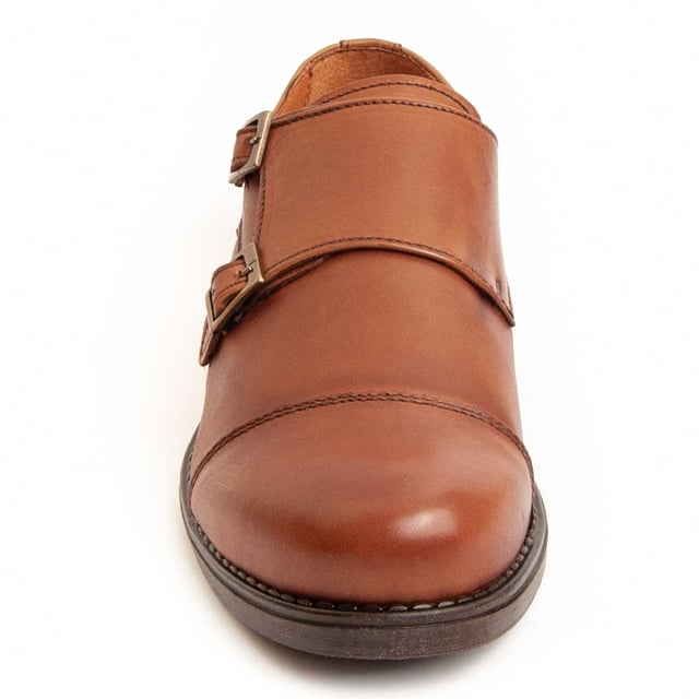 Made in Spain. Purapiel guarantee, 10 years warranty. Classic buckle shoes for men. Made in 100% natural leather free of Chromium VI. High quality materials. Non-slip rubber sole. Padded insole. Manufactured by other brands for our brand.