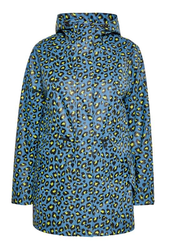 Ga de frisse lucht in met dit stijlvolle regenjack met een opvallende cheetah-print. Ontworpen met een lange, losse pasvorm en een verstelbare taille voor comfort, perfect voor mensen met een grotere maat. Waterdicht materiaal (3000 mm) houdt je droog, terwijl drukknopen en een ritssluiting de functionaliteit vergroten. Jas met verstelbare capuchon, opstaande kraag en praktische zakken met drukknopen, gelaste naden zorgen voor gebruiksgemak, zelfs tijdens de zwaarste regen. Dit product maakt deel uit van de Plus Size-collectie.  Regenjas