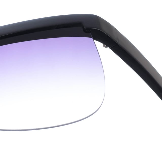 Acetate frame sunglasses
 Color Black
 Oval shaped frame.
 Gradient black lenses
 Acetate temples.
 100% UV Protection.
 Anti-reflective crystals.

 More information
 Lens height: 62 mm.
 Lens width: 70mm.
 Bridge: 09mm.
 Temples: 135 mm ..

 Cleaning and maintenance:
 -Clean the glasses with soap and water.
 - Do not use dirty or abrasive cloths, which may alter the characteristics of the filters.
 - Use only original accessories and spare parts.
 Measures: Lens width: 62 mm.- Lens height: 70 mm.- Bridge: -09 mm.- Temples: 135 mm.
 Composition: Acetate
 Care:
Clean the glasses with soap and water.
- Do not use dirty or abrasive cloths, which may alter the characteristics of the filters.
- Use only original accessories and spare parts.