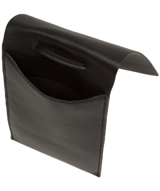 The 'Rina' cross body phone bag from Pure Luxuries London's Knightsbridge Collection is handcrafted from gold standard Nappa leather with a super-soft and smooth finish. The 100% cotton lined main compartment is a simple slip pocket concealed under a fold-over top. The crescent design under the fold-over top allows for ease of access to your essentials which ensures they are secured. A unique slip design leather strap with a maximum drop length of 70cm adorns this accessory. The minimalist Pure Luxuries logo is embossed in gold foil for a beautifully simple finishing touch.