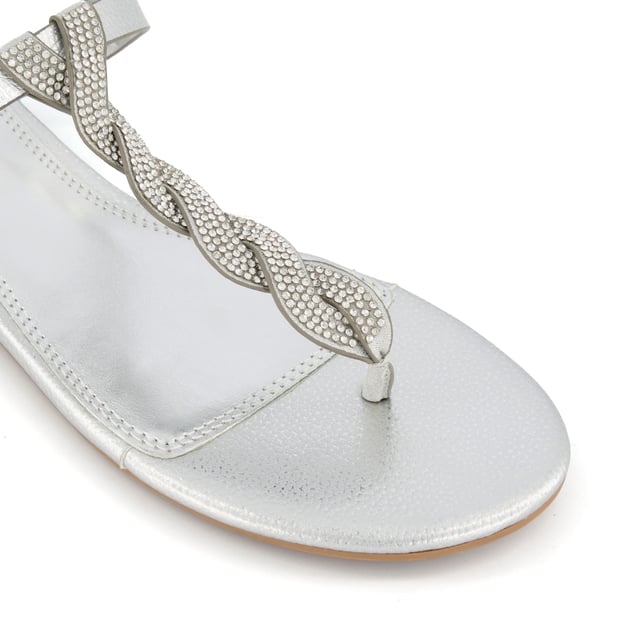 Silver dressy discount flip flops