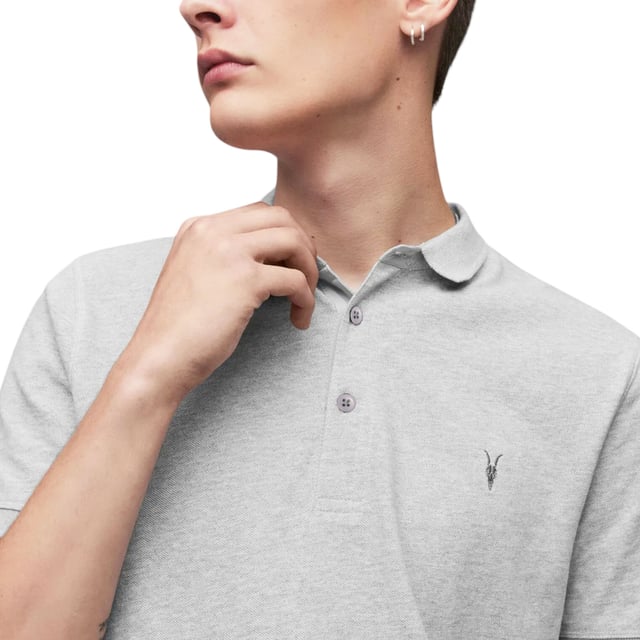 All Saints Men’s Pique SS Polo Shirts
Style Name: Reform
Style Code: M075PB
100% Cotton
Made In India
Slim Fit
3 Button Placket
Ramskull Logo to the Chest
Knitted Rib Collar And Cuffs
Short Sleeve
Casual Wear, Comfort Fabrics
Soft And Breathable
Machine Washable