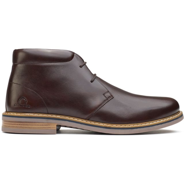 Mens brown Chatham Marine buckland boots, manufactured with leather and a rubber sole. Featuring: padded collar, embossed chatham branding and padded insole.