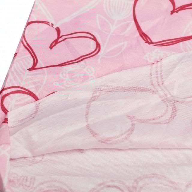 Originales multifunktionales Höschen Buff, das Vielseitigkeit und Komfort bei jeder Outdoor-Aktivität bietet.

 Hauptmerkmale:

 - Multifunktional, kann als Schal, Stirnband, Maske, Mütze oder Bandana verwendet werden.
 -Unisex.
 - Elastischer Halstuch.
 - Vielseitig.
 - Schlauchförmiger Buff ohne Nähte, sorgt für eine bequeme Passform und beugt Hautirritationen vor.
 - Bietet einen Sonnenschutzgrad von 50 UPF.
 - Schützt vor Kälte, Wind und Sonne und eignet sich perfekt für Outdoor-Sportarten.
 - Einheitsgröße.
 - Für Erwachsene konzipiert.
 - Ideal zum Tragen das ganze Jahr über.
 - Erhältlich in einer Vielzahl von Farben und Drucken mit dem Buff-Logo, das die Qualität der Marke hervorhebt.

 Ein funktionelles und praktisches Kleidungsstück für alle, die bei jedem Abenteuer Komfort und Schutz suchen.
 Maßnahmen: 22,3 x 46,7 cm
 Komposition: 100 % Polyester
 Pflege:
- Maschinenwäsche max. bei 40 °C.
 - Vermeiden Sie die Verwendung von Weichspülern.
 - Verwenden Sie kein Bleichmittel.
 - Benutzen Sie keinen Trockner.
 - Kein Bügeln.