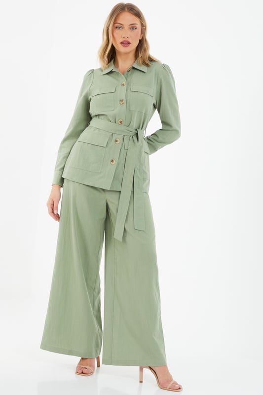 - Linen finish - Palazzo style - High waisted - Model height: 5 9" - Model wears uk 8 / eur 36 / us 4 - Always check the wash care label, cool hand wash with mild detergent