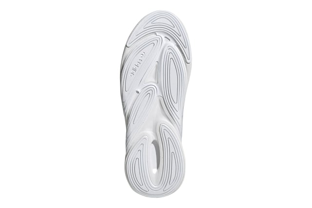 Ozelia Shoes adidas may be a long way from the '90s, but these Ozelia Shoes are rooted in that loud, experimental era. Inspired by the adidas archives, the bold trainers have a chunky build that's all about being noticed. They're sleek with a fast look, and when your days are fast-paced, the Adiprene cushioning helps out on the comfort side of things.This product is made with recycled content as part of adidas' ambition to end plastic waste. 20% of pieces used to make the upper are made with minimum 50% recycled content. - Snug fit - Lace closure - Textile upper - Hugs the foot - Adiprene cushioning - Rubber outsole - 25% of the components used to make the upper are made with a minimum of 50% recycled content Shipped by adidas