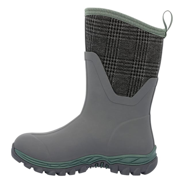 De Arctic Sport II is ontworpen voor de koudste omstandigheden en werkt geweldig in bijna elke omgeving. Deze leuke, sportieve kleuren maken ze perfect voor trektochten in de bossen of gewoon om te genieten van het buitenleven.