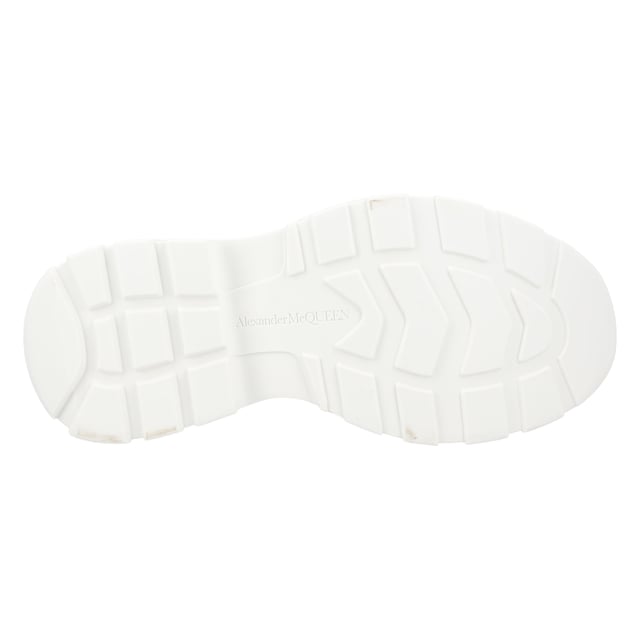 Tread Boots with white calfskin and white rubber. On the side with black &amp; multicolored graffiti logo.Composition : CalfskinSole: RubberColor : WhiteCountry of origin : Italy