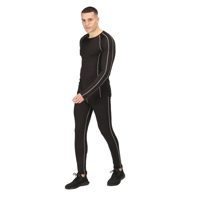 92% Polyester, 8% Elastane. Fabric: Stretch. Design: Contrast Trim. Neckline: Crew Neck. Sleeve-Type: Long-Sleeved. Fabric Technology: Hardwearing, Moisture Wicking, Quick Dry. Sustainability: Made from Recycled Materials.