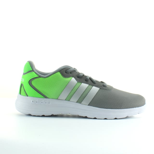 El Adidas Cloudfoam Speed ​​AQ1433 es un par de zapatillas elegante y cómoda que son perfectas para el uso diario. El diseño es original y coherente, y el uso de soluciones de diseño modernas garantiza la comodidad.

La parte superior está hecha de una tela transpirable que garantiza que sus pies se mantengan frescos y secos. La suela está hecha de una buena mezcla de goma que proporciona un agarre óptimo, incluso en superficies húmedas. La comodidad térmica de este modelo se ha ajustado todo el año, por lo que puede usarlos en cualquier clima.

Estas zapatillas de deporte son el resultado de años de experiencia de los diseñadores de Adidas y decenas de miles de horas de pruebas. Son una gran opción para cualquiera que quiera un par de zapatillas elegante, cómoda y duradera.
Estas son algunas de las características adicionales de la velocidad adidas CloudFoam:
- Hecho de tela transpirable
- Solura de goma duradera con buen agarre
- cordones ajustables para un ajuste cómodo
- Diseño elegante y versátil
- Comfort térmico durante todo el año



Si está buscando un par de zapatillas elegante, cómoda y duradera, entonces el Adidas Cloudfoam Speed ​​AQ1433 es una excelente opción. Están hechos de materiales de alta calidad y cuentan con un diseño único que lo mantendrá en aspecto y se siente mejor.