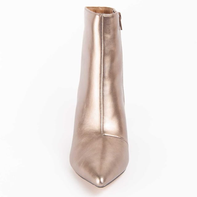 Damenstiefelette mit Absatz. Bequeme Passform. Gepolsterte Innensohle aus Naturleder. Hergestellt von anderen Marken für unsere Marke. Ungefähre Maße: 8 cm Absatz, 13 cm hoch und 10 cm breit.