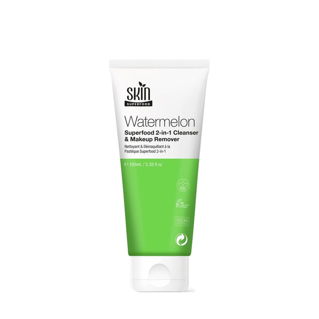 - Watermelon Superfood Cleanser leaves skin clean and free of impurities
- 2-in-1 hero product for perfect cleansing routine
- Nourishing jelly formula promotes rejuvenated complexion

Our Watermelon Superfood Cleanser is the perfect solution for clean and healthy skin, whether you wear makeup or not. It effectively removes impurities and aggressors that accumulate throughout the day, leaving your skin squeaky clean. The formula, enriched with super-fruit watermelon and nourishing coconut, hydrates and moisturizes your skin. With glycerin retaining water in the epidermis, your skin feels soothed and fresh. This cleanser is gentle enough for daily use, both in the morning and evening, and it eliminates the need for a separate makeup remover. It also supports your skin's natural barrier, providing increased protection and resilience for a rejuvenated complexion.