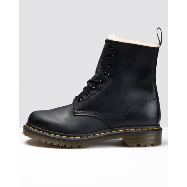 This is a winter twist on the classic Dr. Martens 8-eye boot. The Serena has the extra-tough, durable sole: chunky grooves with bars and stars underneath for solid footing. Even better? It&rsquo;s lined with soft, rich artificial white fur. Original Doc DNA is still intact, though— like yellow stitching, grooved sides, and heel loop. Winter never saw it coming.
The Serena is constructed on the iconic air-cushioned sole, that's oil-and-fat resistant with good abrasion and slip resistance—and has been since 1960. This shoe is Goodyear-welted, meaning the upper and sole are sewn together in heat-sealed z-welt stitch. It&rsquo;s made with Burnished Wyoming, a leather with a subtle grain and an oily surface, treated for an antique look.
21797001