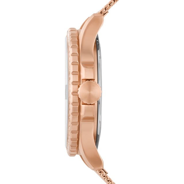 This Fossil Fb-01 Analogue Watch for Women is the perfect timepiece to wear or to gift. It's Rose Gold 36 mm Round case combined with the comfortable Rose Gold Stainless steel watch band will ensure you enjoy this stunning timepiece without any compromise. Operated by a high quality Quartz movement and water resistant to 10 bars, your watch will keep ticking. This elegant, fashionable watch set with beautiful stones is a perfect gift for New Year, birthday,valentine's day and so on -The watch has a Calendar function: Date, Luminous Hands High quality 19 cm length and 17 mm width Rose Gold Stainless steel strap with a Fold over clasp Case diameter: 36 mm,case thickness: 9 mm, case colour: Rose Gold and dial colour: Mother of pearl