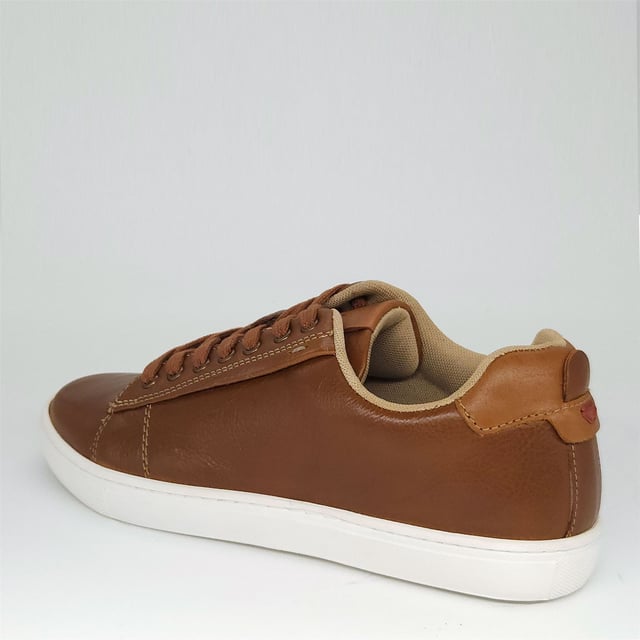 Discover Romford, combining classic design with complete comfort for the ultimate everyday trainer. The minimal and chic styling makes them the perfect partner for all of your smart-casual looks.