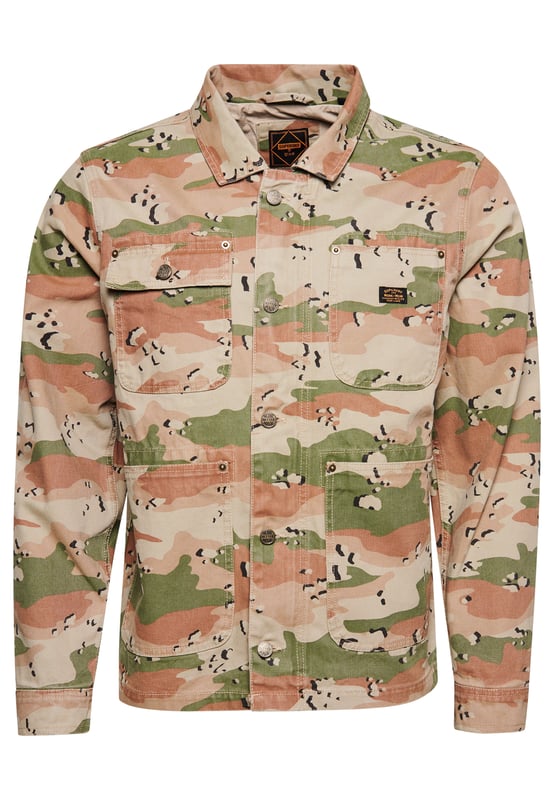 Inspired by the American Frontier, our Vintage Ranch Jacket takes those iconic cues into a contemporary style so you can embrace that retro vibe whilst staying true to your authentic self. Lightweight and finished with branded detailing, this jacket is the ideal transitional piece that will sharpen up any outfit.Relaxed fit – the classic Superdry fit. Not too slim, not too loose, just right. Go for your normal sizeSingle cord collarZip and button fasteningFour-pocket designButton cuffsInternal popper fastening pocketFully linedSignature Superdry patchBranded hardware