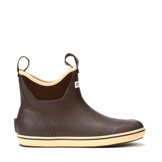 We've created a lightweight design with the same slip-resistant Chevron outsole found in our Legacy boots. The performance ankle deck boot is the perfect boot for any on the water athlete looking for protection with slip-on-and-go styling.