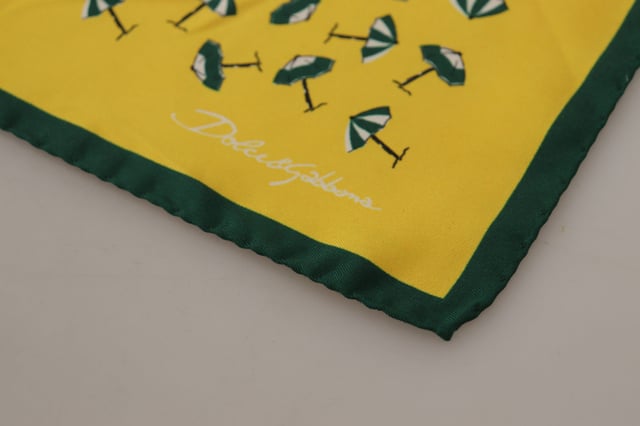 Authentic Dolce & Gabbana Mens Square Scarf
  Made with 100% silk
  Vibrant yellow print
  Dolce & Gabbana logo detail
  Crafted in Italy
  Dimensions: 30 cm x 30 cm
  Versatile accessory for any outfit
Material: 100% Silk