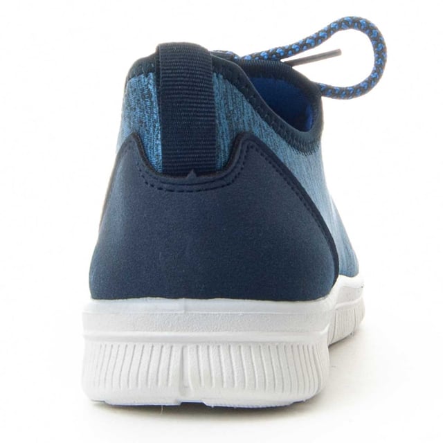 Casual sneaker voor dames. Comfortabele pasvorm. Gevoerde binnenzool. Antislipzool. Versterkte stiksels. Geproduceerd door andere merken voor ons merk.