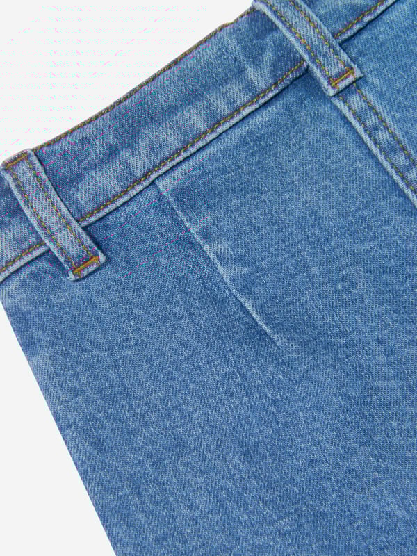 A Parisian aesthetic magnified into new technological properties. These girls denim shorts in blue embody Balmain's impeccable construction and unique perception. Features gold emblazoned buttons down the sides and folded lining for a stylish and comfortable fit.  Button Zip Fastening  Gold Emblazoned Buttons  Folded Lining