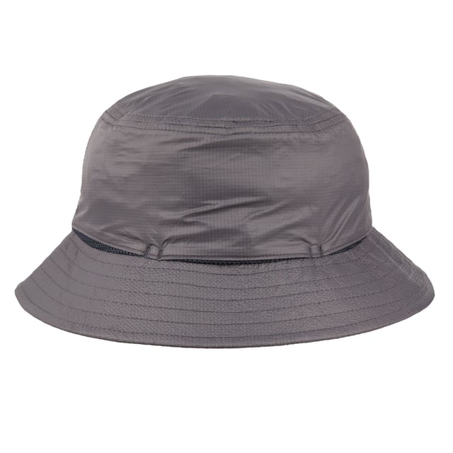 100% Polyamide. Fabric: Ripstop. Design: Logo. Fabric Technology: Breathable, Durable, DWR Finish, Water Repellent. Mesh Panels.