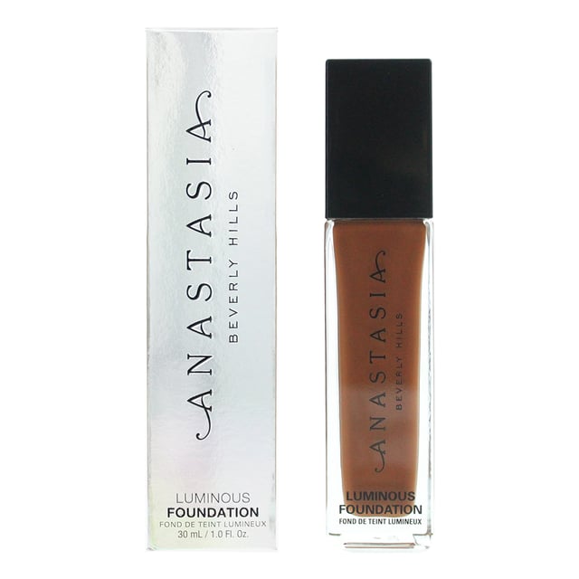 This water-resistant liquid foundation delivers long-wearing, medium coverage yet still feels weightless and looks ultra-fresh. It blurs any imperfections without caking or masking the skin’s natural radiance. Gives the complexion a fresh, radiant look with a lightweight, second-skin feeling. Formulated without gluten, parabens, alcohol, oil, mineral oil or talc. Suitable for all skin types, including sensitive skin.