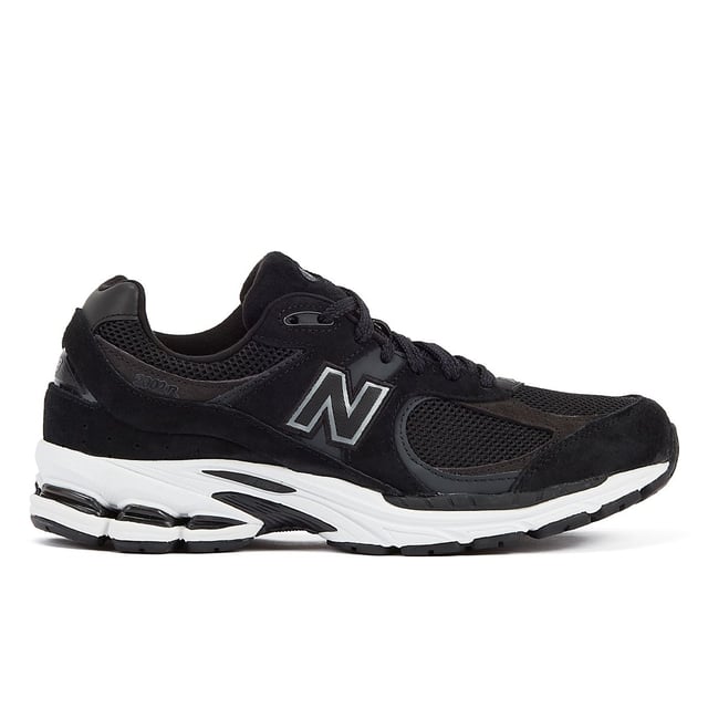 These premium sneakers,are crafted from a blend of luxurious suede and breathable mesh. The ABZORB SBS heel cushioning ensures superior shock absorption, while the stability Web outsole technology provides added arch support for an unparalleled walking or running experience.