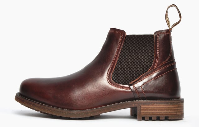 These Catesby England dealer boots have been engineered in a premium leather and feature a mid-cut dealer boot style with elasticated gussets to the side for easy slip on wear and the upmost in comfort. The upper is made from a premium leather which is soft, supple and durable for everyday wear. A soft lining also provides added comfort for your feet for all day wear and the rubber outsole with a textured tread is highly durable and provides grip on a wide variety of surfaces. 
 - Premium leather boots 
 - Elasticated side gussets
 - Slip on design equipped with a heel pull tab 
 - Sumptuous cushioned insole 
 - Soft textile lined inner 
 - Highly durable outsole