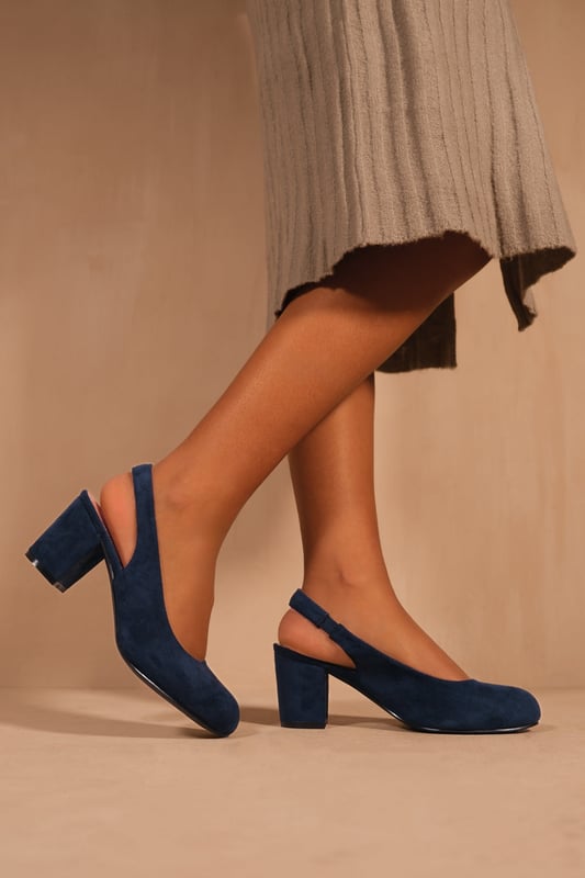 Extra wide block heel hot sale shoes