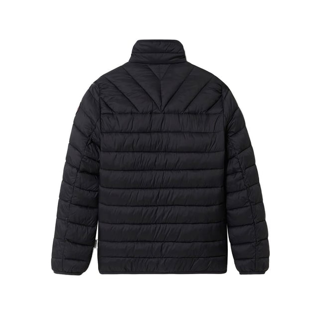 Chaqueta de invierno para hombre de la marca Napapijri. La chaqueta está hecha de poliéster de alta calidad y tiene un corte regular. La chaqueta cuenta con una cremallera arriba y abajo, fácil para el ciclismo, ciclomotores o scooters.  Marca: NapapijriNombre del modelo: Jacket Aerons S 3Categoría: chaqueta de hombreMateriales: poliésterColor: negro