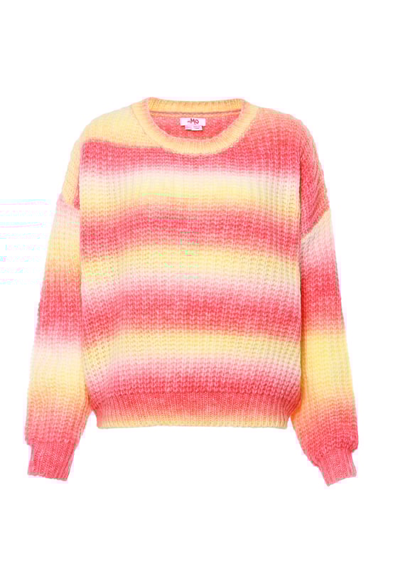 Grof gebreid en gemaakt van zachte garens, overtuigt deze myMo damestrui door zijn frisse, gedegradeerde kleurverlopen. De losse pasvorm eindigt in geribde manchetten.  Pullover trui