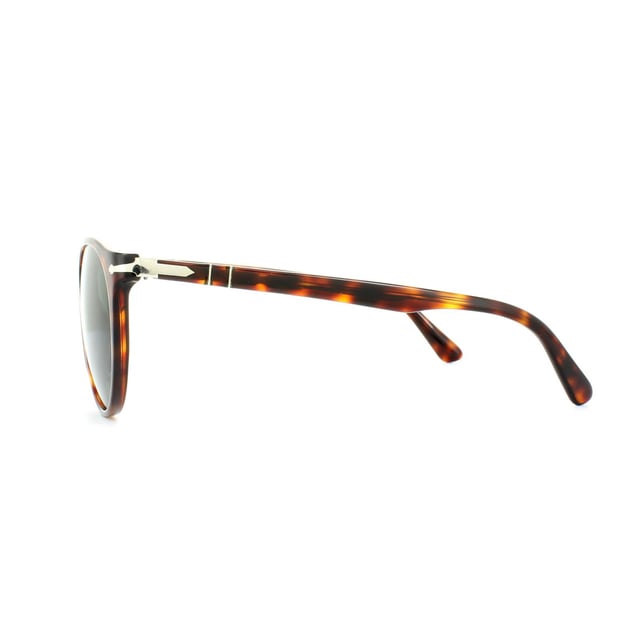 Persol Sunglasses 3152 9015/31 Havana Grey Green are from the Galleria '900 collection which features models inspired by Persol's 1940's archive and these retro designs work so well in today's market with vintage appeal bigger than ever. The round shape is very popular right now and classic colours combine for a perfect blend if new and old.