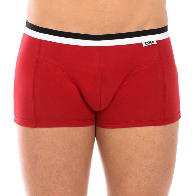 Pack-2 boxers DIM.
Cinturilla de goma elástica, con nombre de la marca en etiqueta de tela, en un lateral.
Tejido transpirable.
Frontal anatómico con capacidad de sujetar sin apretar.
Costuras vistas a tono.
 Composición: 95% Algodón, 5% Elastano
 Cuidados:
Lavar a temperatura máx. 40º.
No usar lejía.
No usar secadora.
No planchar.
No lavar en seco.