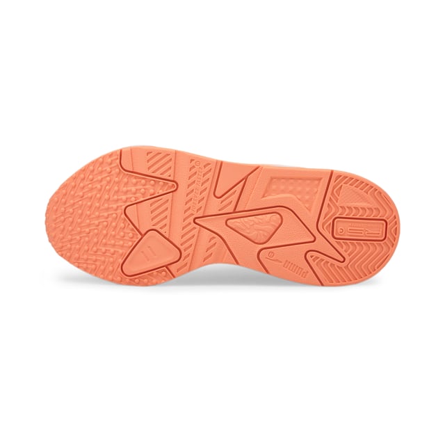 Specificaties: Streetstyle sneakers met gekleurde details in verschillende stoffen. De schoen is voorzien van Running System dempingstechnologie en een tussenzool van polyurethaan voor een comfortabele pasvorm Bovenwerk: Leer en stof Vetersluiting: Ronde veter Type zool: Antislip rubberen zool, verhoogd op de hiel Genummerd: UK