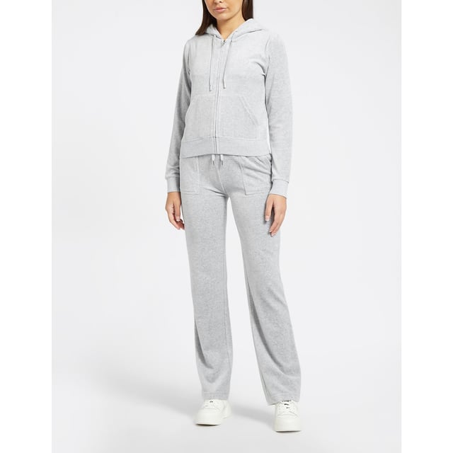 Founded in 1997  Juicy Couture are best known for their iconic track suits that were popularised in the early 2000's. The brand has since made a comeback and is better than ever with more iconic styles to add to their ever growing loungewear collections. The brand presents to you these Del Ray Pocket Pants which arrive in a grey colourway  the perfect addition to add to your luxury loungewear collection. Details: grey colourway  fleece construction  flared style  draw tie waistband  two side pockets  two back pockets  tonal stitching  slim fit and branding to the side to complete. For matching hoodie  search 504947