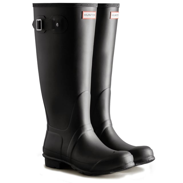 De Wide Fit Original Tall Wellington Boot is opnieuw ontworpen voor een bredere pasvorm. De kuitomtrek is nu 5,5 cm breder dan onze vorige Wide Fit Wellington Boot en 7,8 cm breder dan onze Original Tall Wellington Boot zoals afgebeeld.
