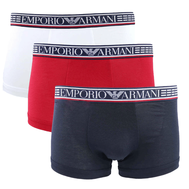 Schöne Shorts von Emporio Armani. Die Unterhosen zeichnen sich durch eine bequeme Passform, hochwertige Materialien und dezente Motive und Logos aus. Praktisch sportlich und modisch elegant zugleich - passend für jeden Anlass!