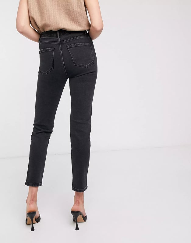 Stradivarius mom jean with stretch in black best sale