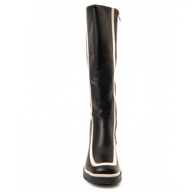 Bota de tacón para mujer. Calce cómodo. Plantilla acolchada de piel natural. Fabricado por otras marcas para nuestra marca. Medidas aproximadas: 6 cm de tacón, 38 cm alto de caña y 12 cm de ancho de caña.